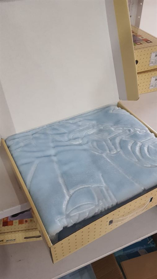 שמיכה קטיפתית למיטת תינוק